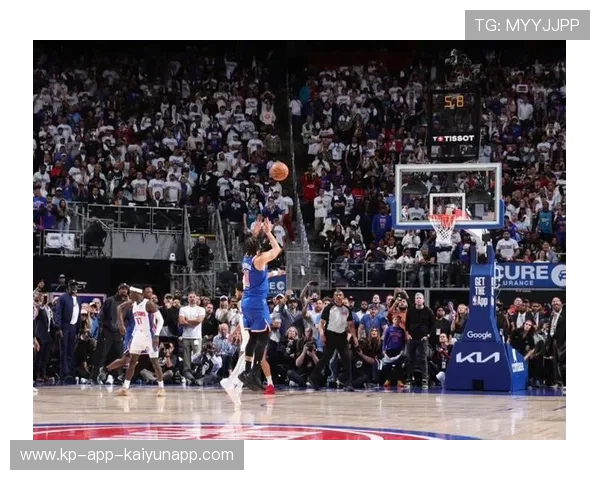 东契奇三分造犯规，独行侠主场彻底爆响